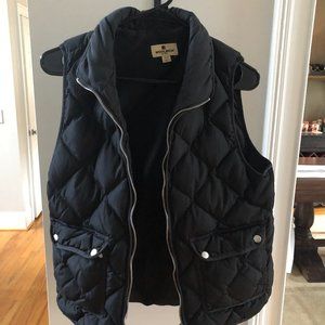 black puff vest